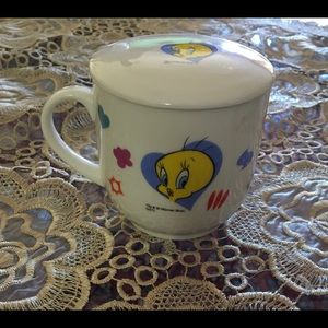 Tweety Warner brothers coffee cup with cover